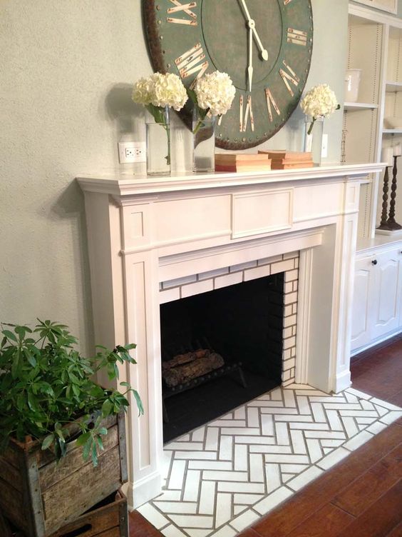 10 Darling Ways to Dress Up Your Mantle| Mantle Decor, Mantle Decorating Ideas, Mantle Decorating Ideas With TV, Mantle Decor With TV, Home Decor, Home Decor Ideas 