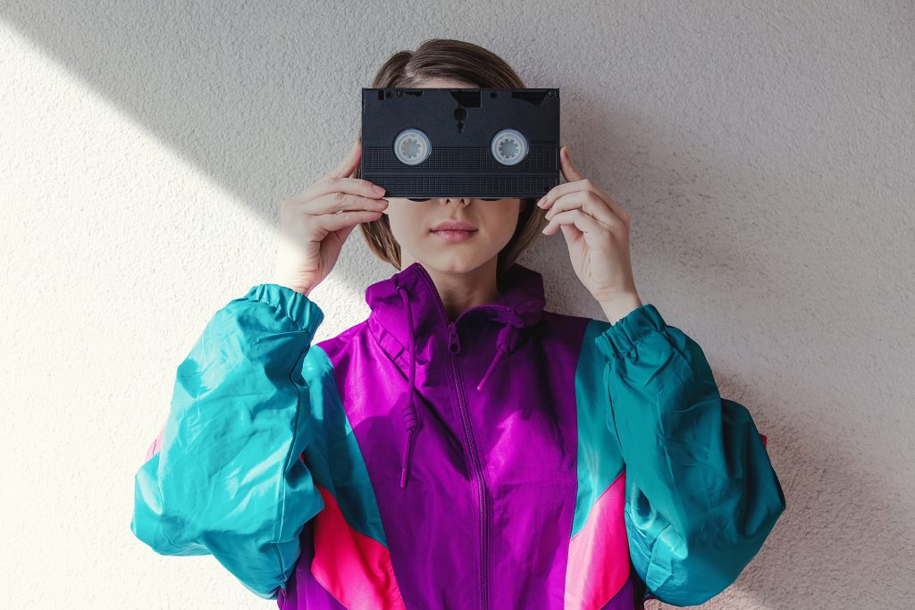 If you are a 90s lover, then you should be happy that the 90s are in full comeback mode! These awesome 90s reruns will have you feeling nostalgic. It's time to break out the sweatsuits!