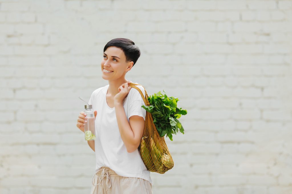 If you're someone who is trying to be more eco-friendly (which we all should be), then you'll want to know these tips for becoming more eco-friendly in your home. You can start in the kitchen by using reusable produce bags.