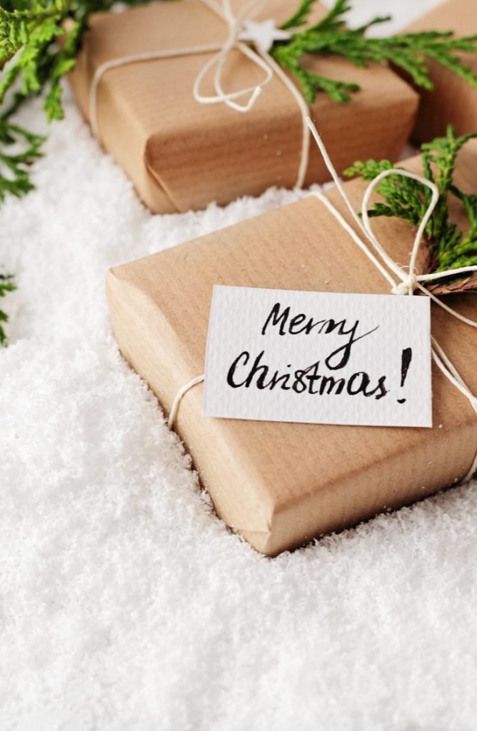 Don't you love opening gifts when they have cute tags on them? Don't worry, they're super easy to make! Here are some of my favorite things to make with a Cricut.